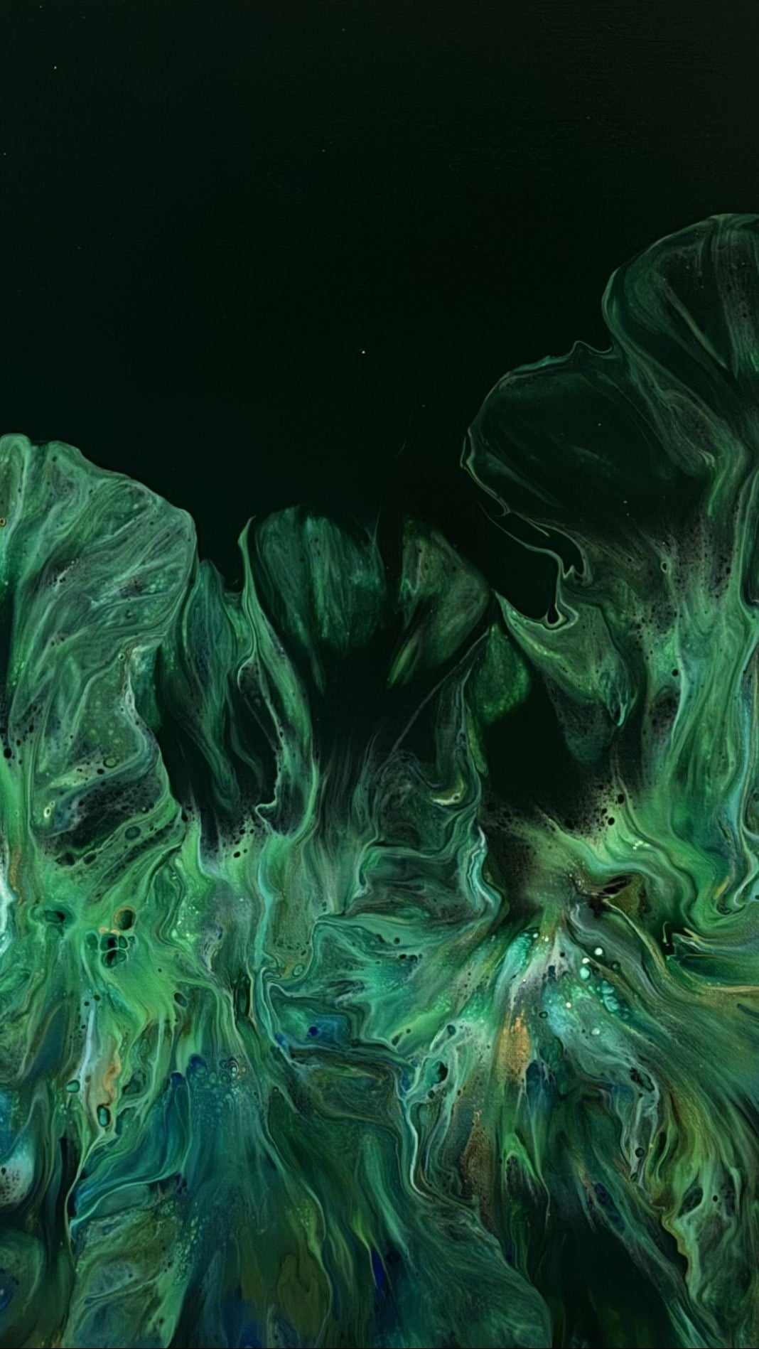 HOLLOWED VERDANT