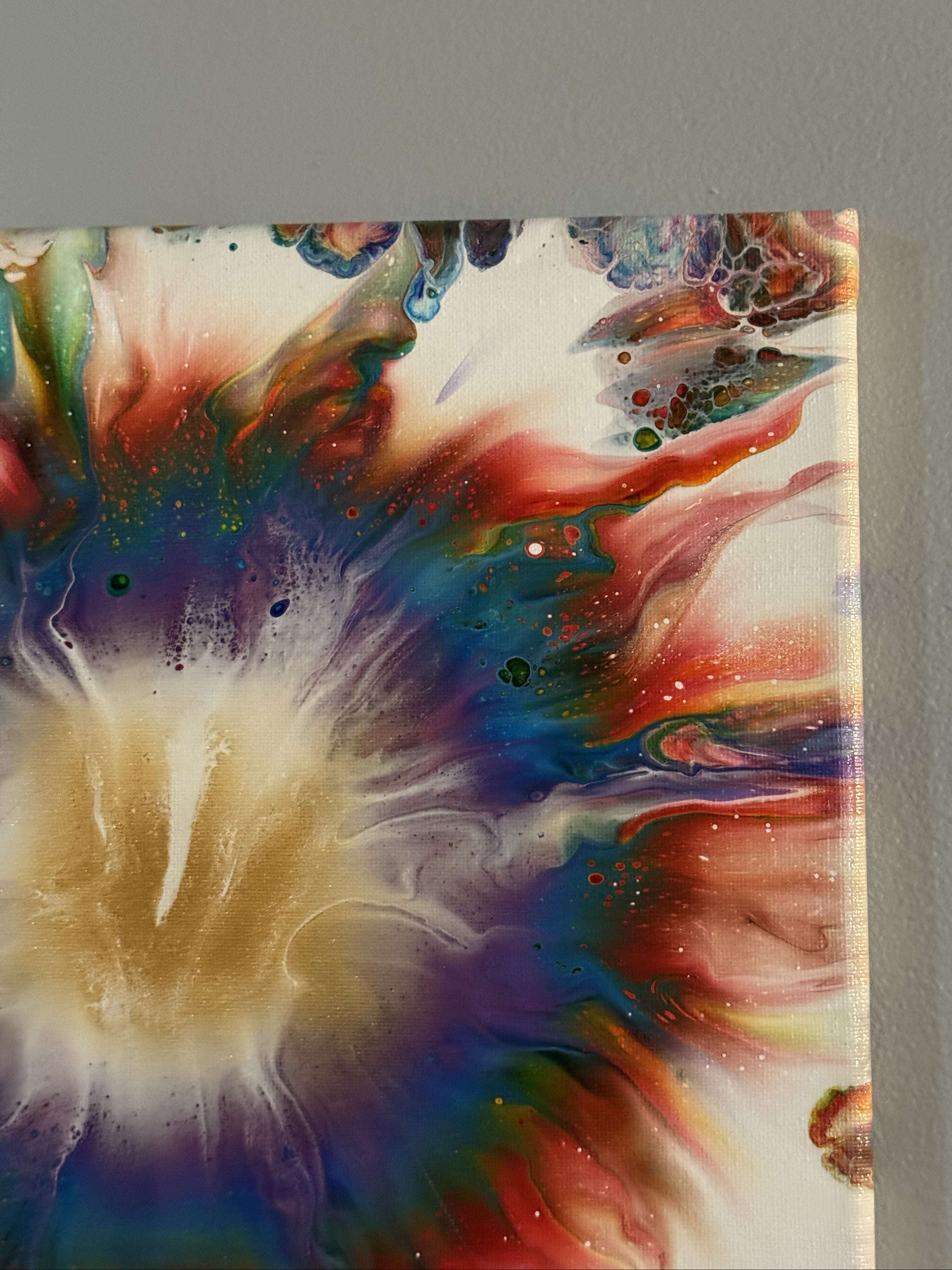 AUROUS SWIRL