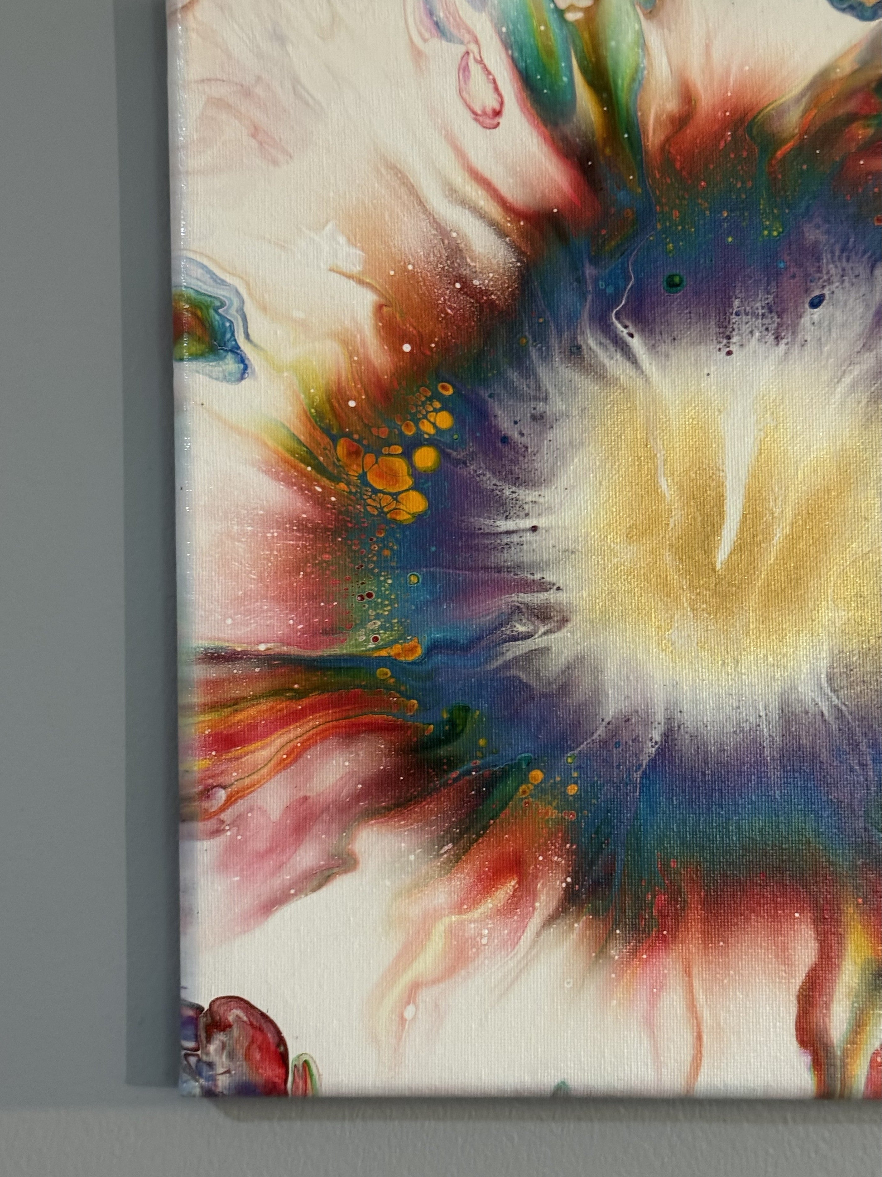 AUROUS SWIRL