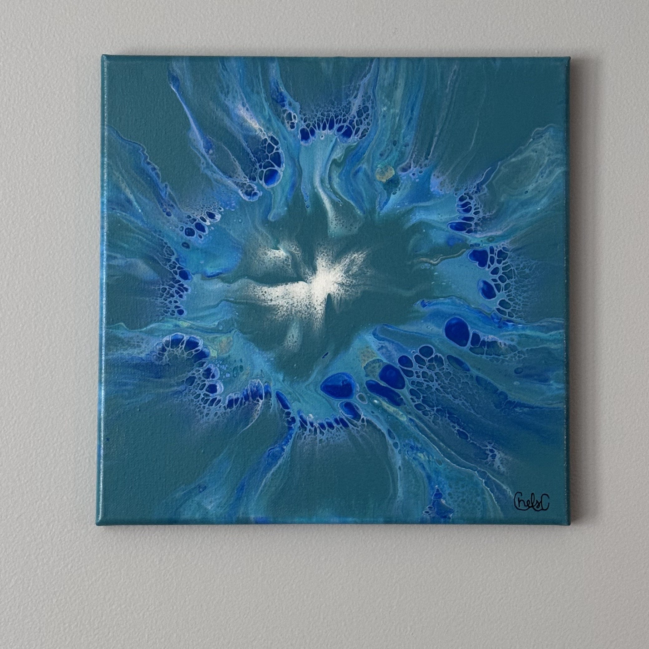 CYAN SNOWFLAKE